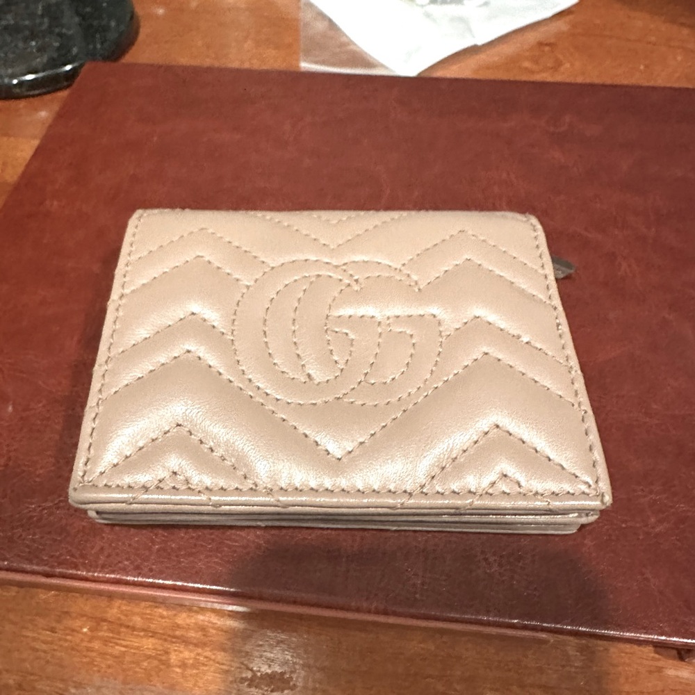Gucci Double G Logo Calfskin Compact Wallet